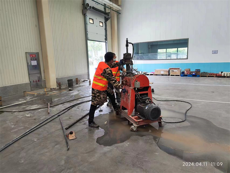 双城厂房地面下沉塌陷注浆加固施工